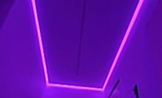 Парящий потолок, световые линии, контурная подсветка